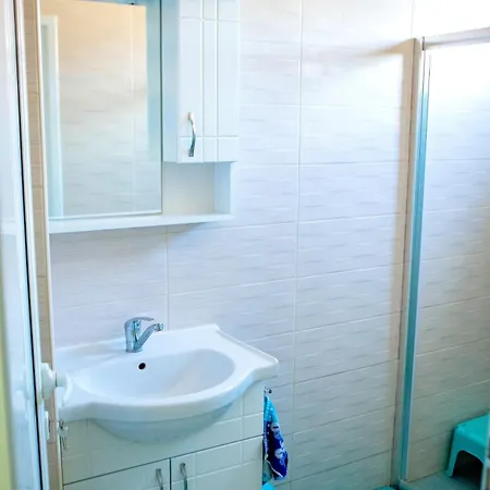 Rozina By Rv Apartmán *